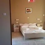 Politia Hotel Áyios Nikítas