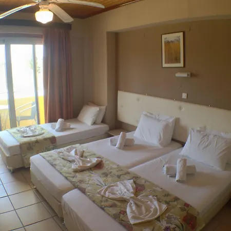 Politia Hotel 3*