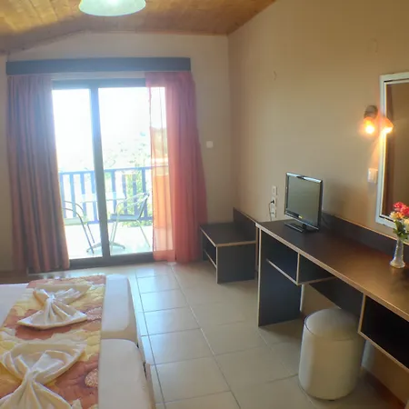 Politia Agios Nikitas