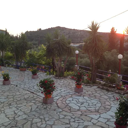 Politia 3* Agios Nikitas