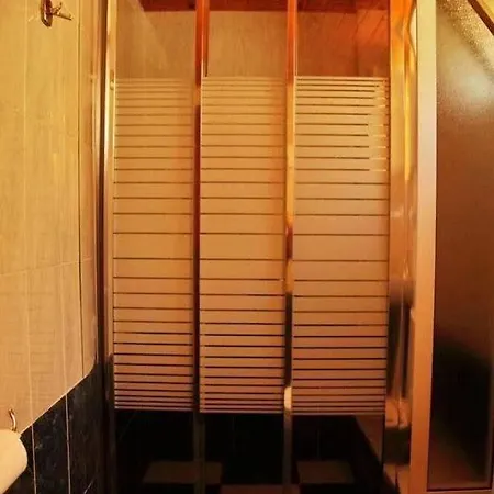 Politia Hotel 3*