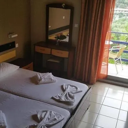 Politia 3* Agios Nikitas