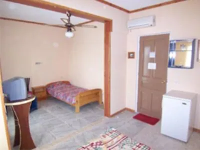 Politia 3* Áyios Nikítas