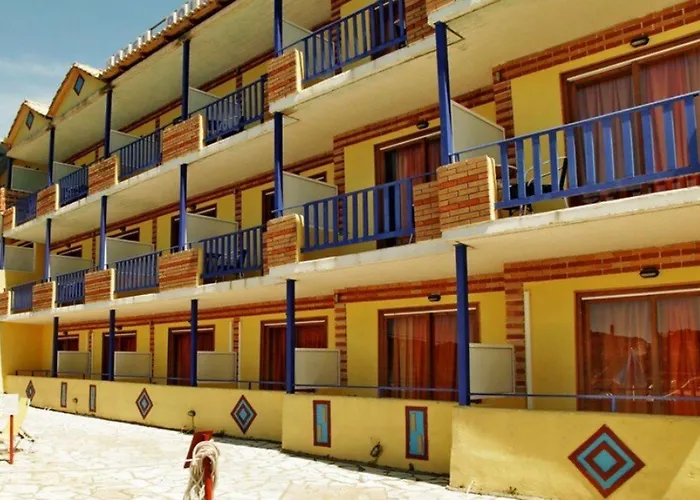 Politia Hotel Áyios Nikítas