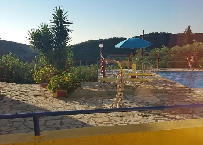 Hotel Politia 3*
