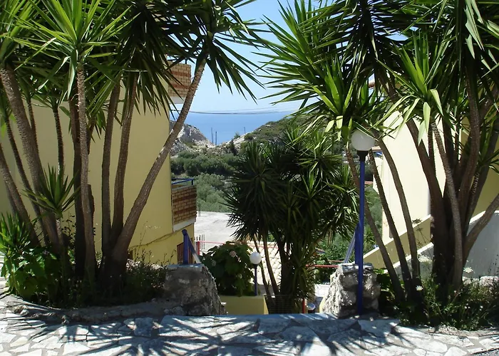 Hotel Politia 3*