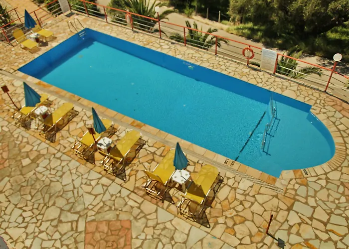 Politia Hotel Áyios Nikítas